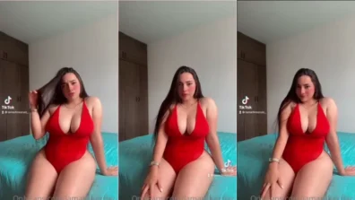 Video de Laura Martinez Ruiz insinuándose de manera sexy